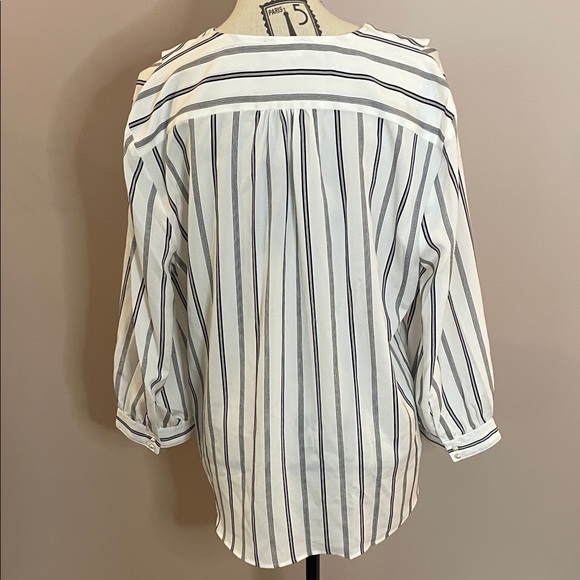Karl Lagerfeld Paris White & Black Striped Ruffle Blouse – NWT, XL - Picture 2 of 7